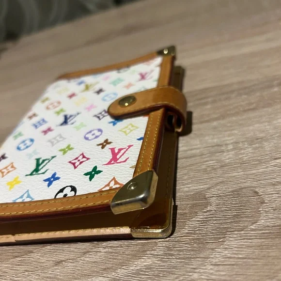 Authentic Louis Vuitton Murakami Agenda - Picture 3 of 13